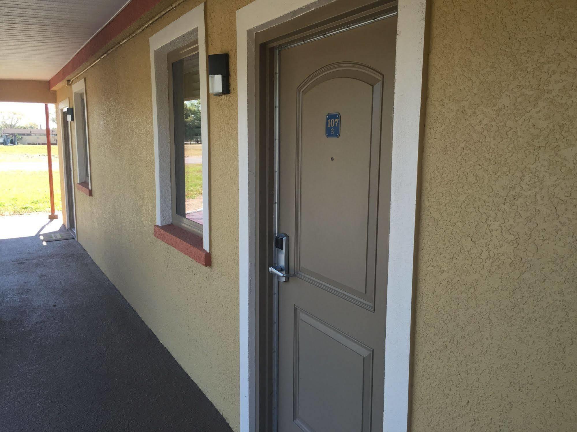 Budget Inn Lake Wales Esterno foto